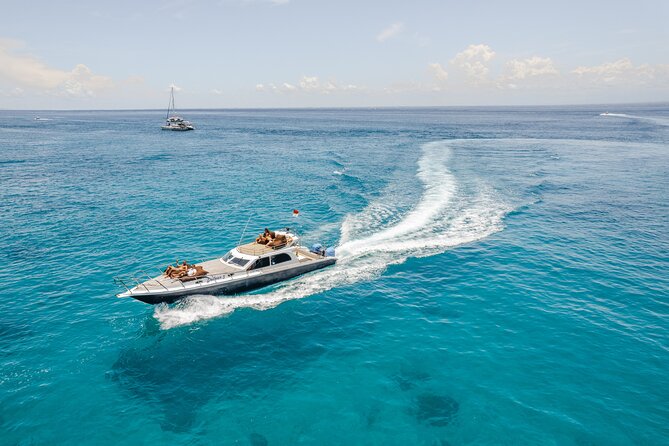Full Day Nusa Penida by Honey Milk Yacht 13 meters - The Lembongan lagoon stop: first water, first payoff