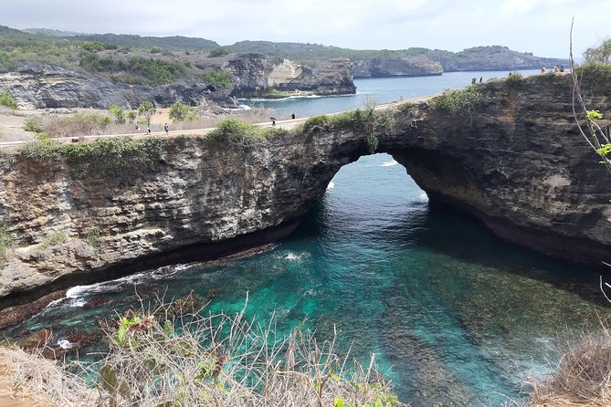 Full-Day Nusa Penida Island Private Tour with Local Guide - Broken Beach (Pasih Uug) and Angel’s Billabong: where the sea does the artwork