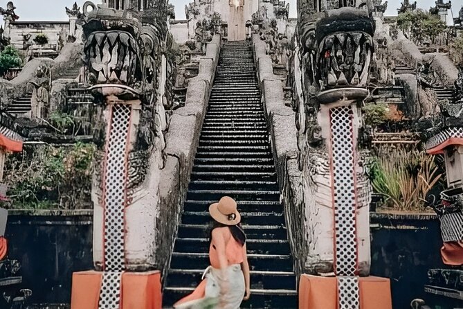 Gates of Heaven Tour: Tirta Gangga - Kanto Lampo Waterfall - Tirta Gangga Water Gardens: Palace-Era Water Scenery