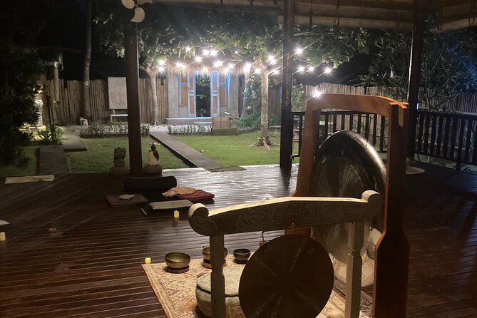 Gong Sound Healing on Nusa Lembongan, Bali - How the gong experience works in this open-air Balinese shala