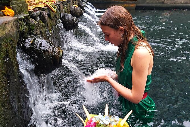 Half Day Ubud Tour - Private Guided Tour - Tirta Empul Temple: The Water Blessing Ritual (and Temple Etiquette)