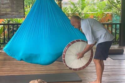 Hammock Sound Healing on Nusa Lembongan, Bali - The sound setup: gongs, Himalayan bowls, and nature