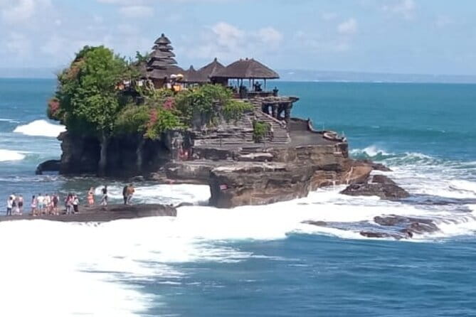 Hidden North Waterfall Bali All inclusive - Stop 2: Banyumala Twin Waterfalls and the Rolling-Hills Approach