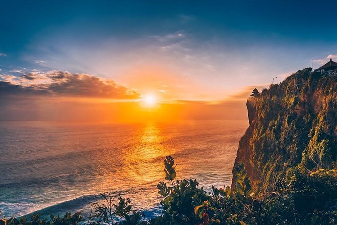 Incredible Uluwatu Temple Sunset & Kecak Fire Dance - How this private day really feels in Bali