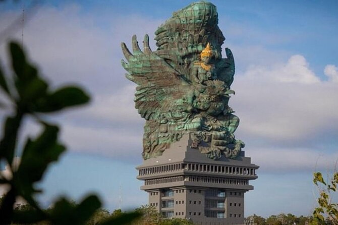 Indonesia: Garuda Wisnu Kencana - The performance schedule: how to plan around the best show times