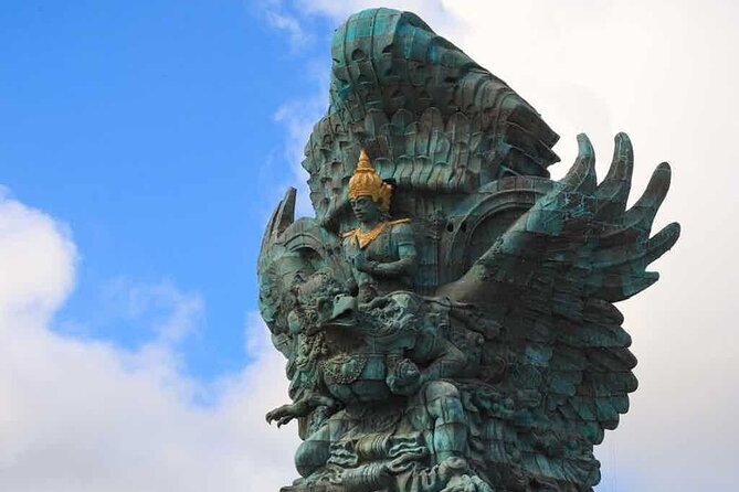 Indonesia: Garuda Wisnu Kencana - Entering the Park: Walking routes, Segway rides, and the buggy reality
