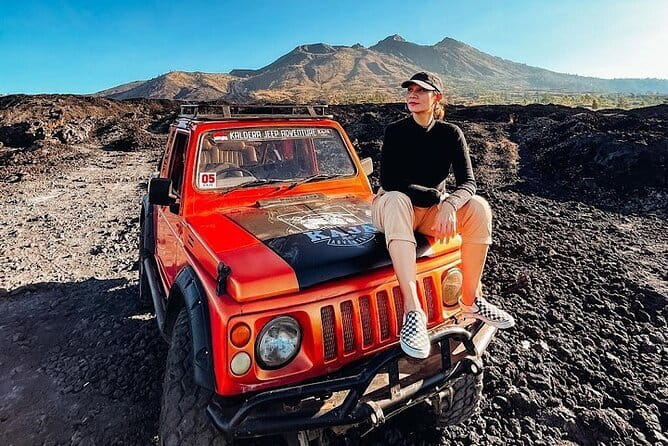 JEEP Batur Sunrise Experience - Black Lava, Black Stones, and Black Sands: the photo stop with personality