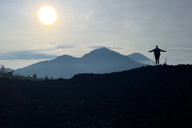 Jeep Mount Batur and Hot Springs with instagram fotos - Sunrise on Mount Batur: Breakfast, Roof-Top Views, and Lava Fields