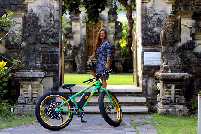 Kuta Beach eBike Private Tour - German Beach, Kuta Boardwalk, and the Royal Temple of the Sea