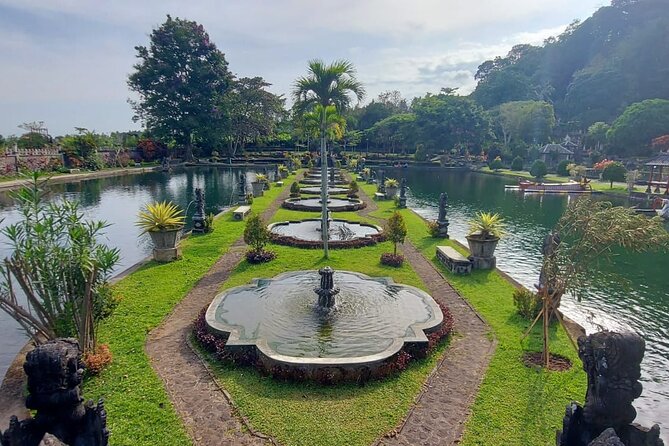 Lempuyang Gate of Heaven and City Tour - Photo help you’ll actually appreciate