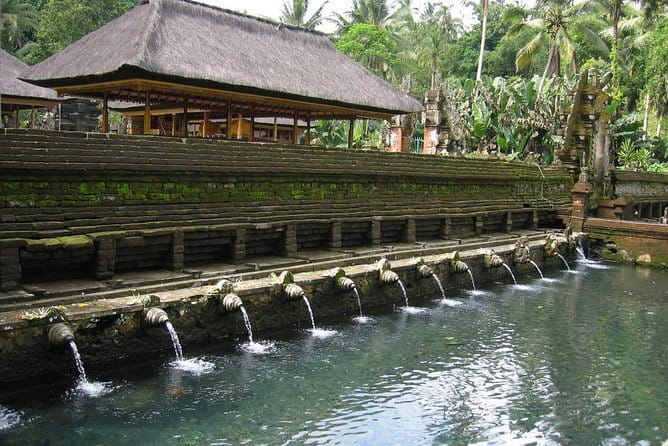 Lempuyang Gate of Heaven and Tukad Cepung Waterfall - Private car value: what $95 buys you for an 8-hour day