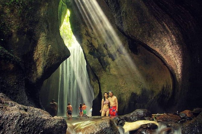 Lempuyang Gate of Heaven, Tirta gangga & tukad cepung waterfall - Tirta Gangga Park: royal water gardens built for koi and selfies