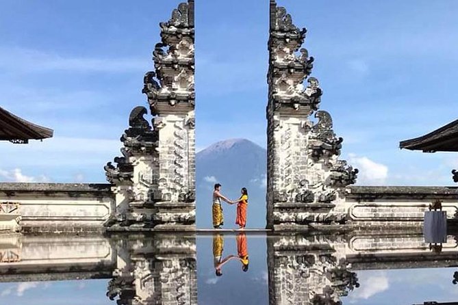 Lempuyang Temple - East Full Day Tour - Stop 2: Tirta Gangga Water Palace and the garden-palace vibe