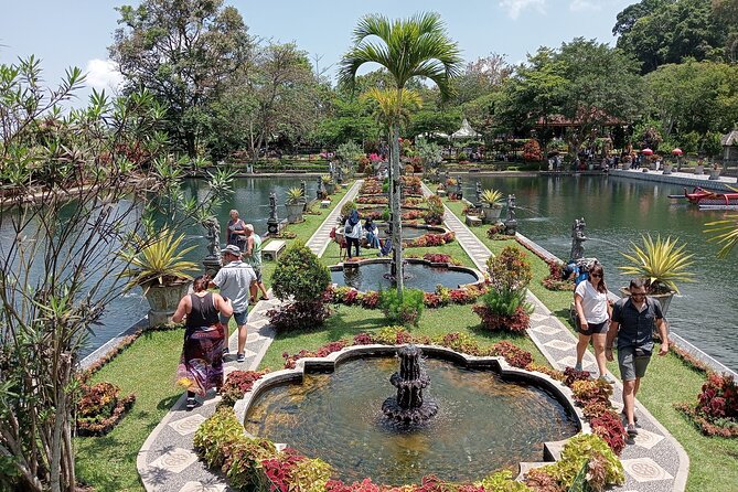 Lempuyang Temple Gate Heaven Tirta Gangga Private Guided Tour - Stop 2: Tirta Gangga Water Garden, Former Royal Palace Calm