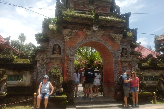 Magic Of Ubud Temple Swing And Waterfall Private Guided Tour - Stop 4: Ulu Petanu Waterfall for the green scenery and photo stops