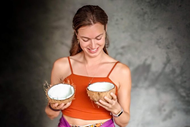 Make Traditional Bali Coconut Oil with a Balinese Family - Exploring rural village life (not just the oil)