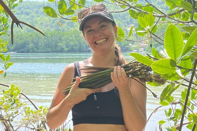 Mangrove Reforestation and Exploration around the Nusa Islands - Starting at Ecotourism Nusa Penida: small groups and private transport