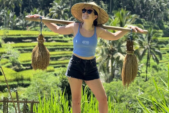 Monkey Forest, Temple, Waterfall and Rice Terrace in Ubud Tour - Celuk Village: Silver Craft and Jewelry-Making to Browse Gently