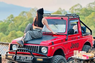 Mount Batur Jeep Sunrise by 4WD with Breakfast - From basecamp to the view: breakfast and driver photo work