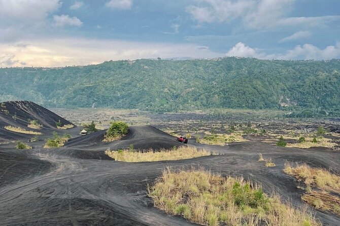 Mount Batur Jeep Sunrise & Overnight Glamping Experience - The Kamsha glamping night in Kintamani