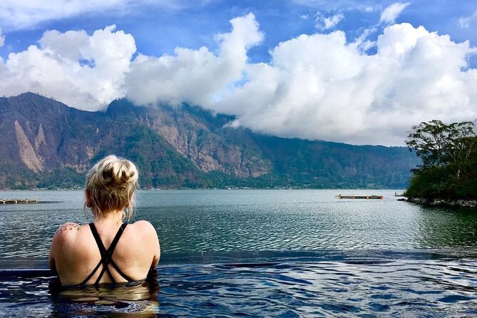 Mount Batur Sunrise Jeep & Hot Spring - All Inclusive Tour - Stop 2: Batur Natural Hot Spring by Lake Batur for post-sunrise recovery