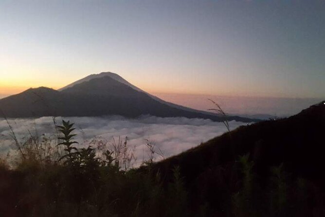 Mount Batur Sunrise & Natural Hot Springs - The pre-sunrise hike under stars (and what that really feels like)