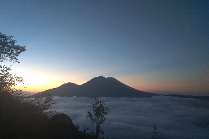 Mount Batur Sunrise Trek with Natural Hot Spring - All Inclusive - Why the Mount Batur night-to-sunrise timing matters