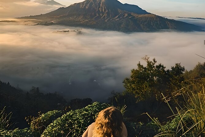 Mount Batur Sunrise Trekking with Natural Hot Springs - Timing and what to pack for a 2 AM–to-2 PM day