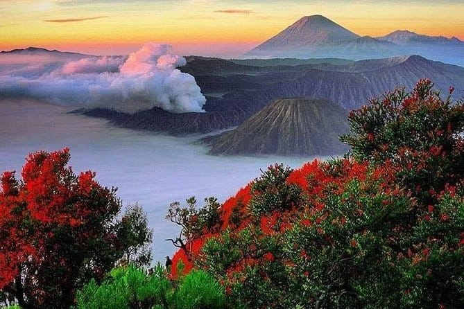 Munduk Twin Lake Jungle Hike, Ulun Danu Temple, & Waterfall - Getting There: Pickup Options and Where the Tour Ends