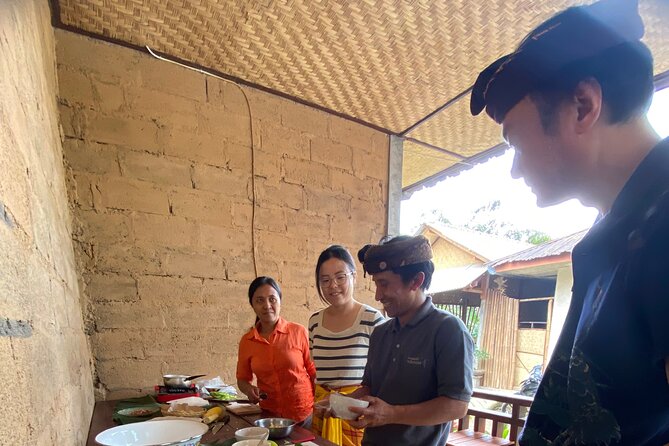 Munduk:authentic local Home cooking class - Logistics that matter: pickup, meeting point, and timing
