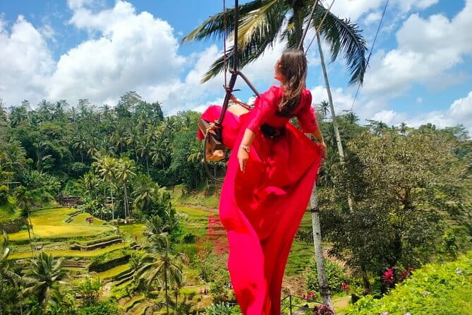 Myth of Pejeng Walking Tour - Stop 1: Pura Penataran Sasih and the bronze kettle drum