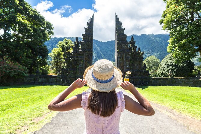North Bali Hidden Gems Tour Ulun Danu Temple Twin Lakes Waterfall - What the Licensed Guide Adds (Including the Names People Remember)