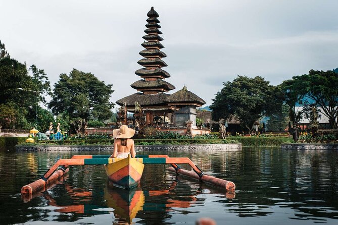 North Bali Hidden Gems Tour Ulun Danu Temple Twin Lakes Waterfall - Ulun Danu Bratan Temple on Lake Beratan: Calm, Water Views, and Spiritual Photography