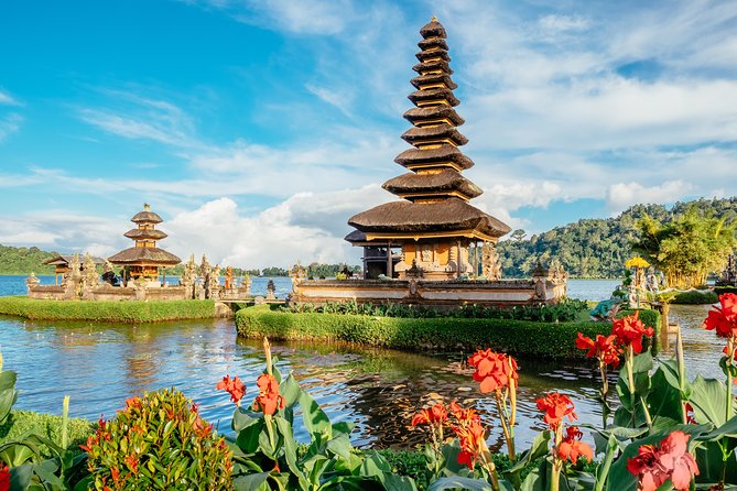 North Bali: Sekumpul Waterfalls and Ulun Danu Temple Tour - What’s included for $22.50 and what costs extra