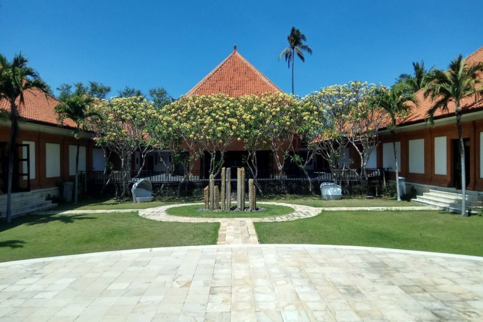 Nusa Dua: Museum Pasifika Admission Ticket with Audio Guide - Museum Pasifika in Nusa Dua: A great-value art day
