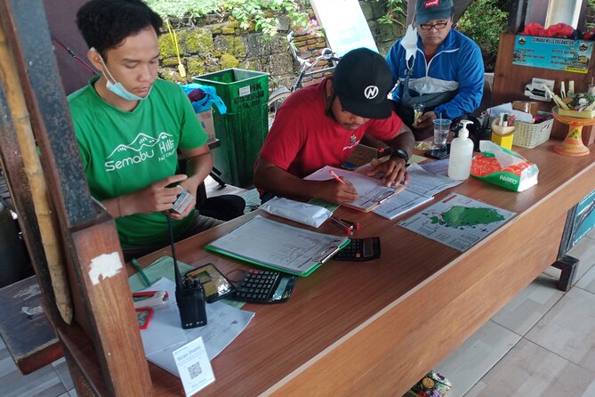 Nusa Penida East And West Full Day Private Guided Tour - Happy Cafe Penida lunch break: recharge without losing momentum