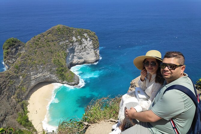 Nusa Penida One Day Private Tour - Pasih Uug (Broken Beach): the circular cliff arch and lagoon look