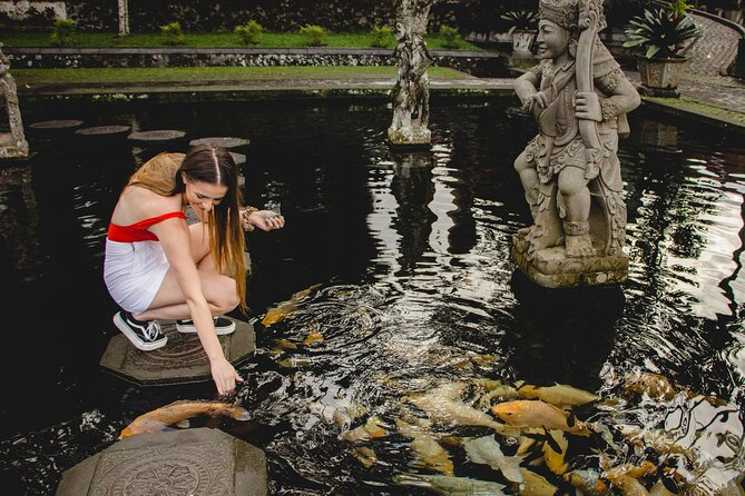 Private Bali Instagram Gate of Heaven Temple Tour and Breakfast - Pura Lempuyang: Heaven Gate, long steps, and the patience game