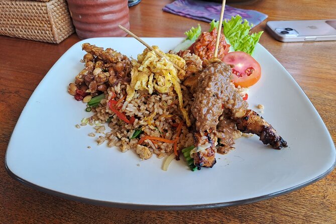 Private Balinese Cooking Class in Ubud at Santika's Home - Your meal: homecooked Balinese food you actually made