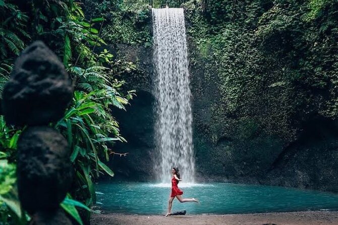 Private Day Tour To Waterfalls And Ubud Sightseeing - Enter Batuan Temple for a real village feeling