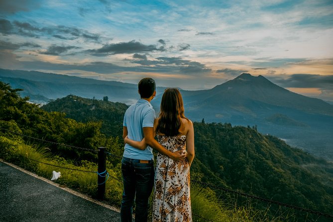 Private Full-Day Bali Sightseeing Tour with Pickup and Lunch - Tegalalang Rice Terrace: rice, work, and why it looks the way it does