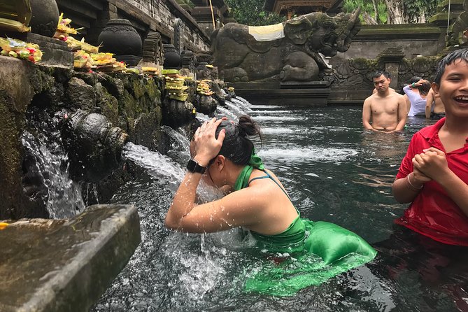Private Full-Day Bali Tour - What to pack for temple rules and water moments
