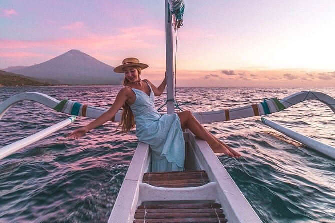 Private Full-Day Lovina Dolphin Watching and Snorkeling Boat Tour - Why Lovina’s dolphin timing feels different at sunrise