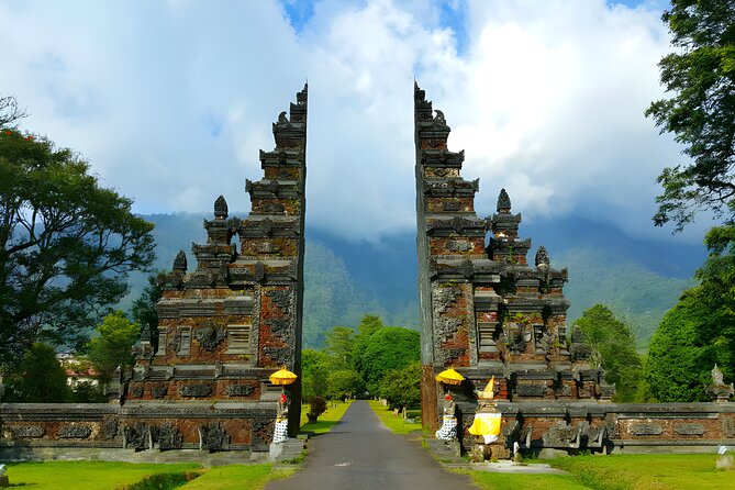 Private Full-Day Tour : North Bali Trip to Discover The Culture of Bali Island - Tamblingan & Buyan Lakes: Highlands, Coffee, Clove, and Quiet Views