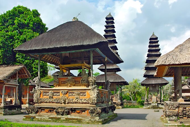 Private Full-Day Tour: Ulun Danu Beratan Temple, Jatiluwih and Tanah Lot Temple - Jatiluwih Green Land rice terraces: the UNESCO stop that’s worth the drive