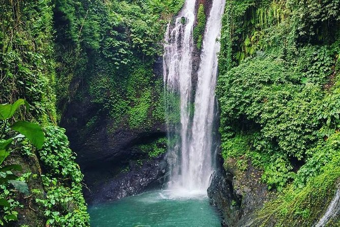 Private Munduk Waterfalls Trekking Tour - Traditional village time: the best kind of cultural stop