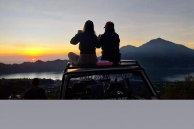 Private Sunrise Jeep Adventure to Mount Batur with Breakfast - Sunrise viewpoint: panoramic views plus a real photographer
