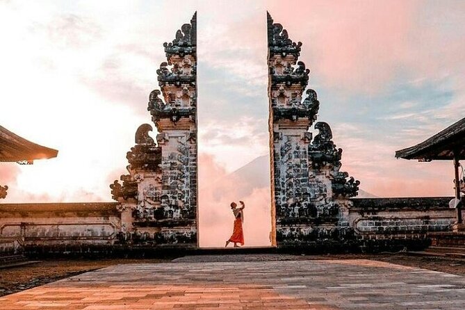 Private Tour Bali: Lempuyang Temple / Gate of Heaven, tirtagangga, waterfall. - Lempuyang Temple’s Gate of Heaven sunset payoff