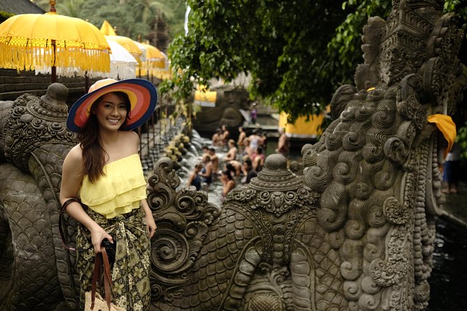 Private Tour: Balinese Culture and Scenery (visit ubud area) - The Bali Excursion arts stop: woodcarving, silversmithing, and a home compound