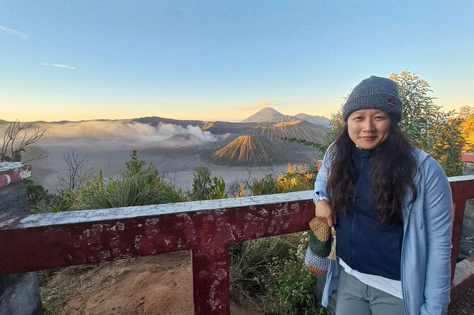 Private Tour : Bromo Ijen Tour From Bali - Day 2: The Ijen Crater night hike for blue flames (start around 2:00 am)